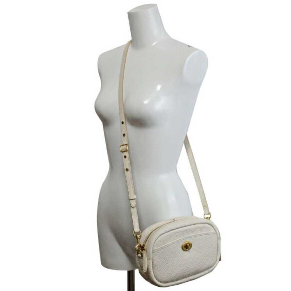 COACH Coach camera bag white. - image 9