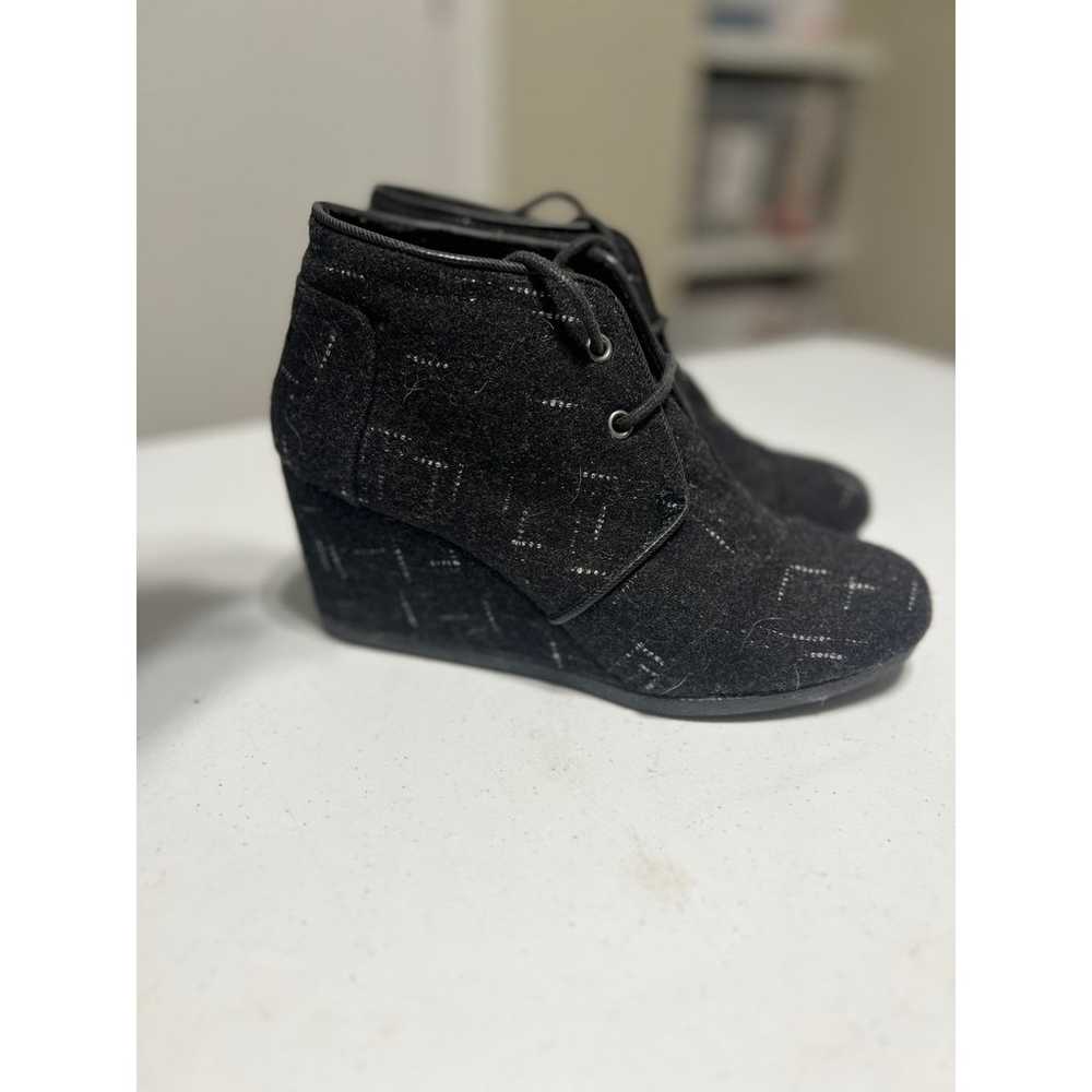 Toms Desert Dot Wedge Booties 6.5 - image 5