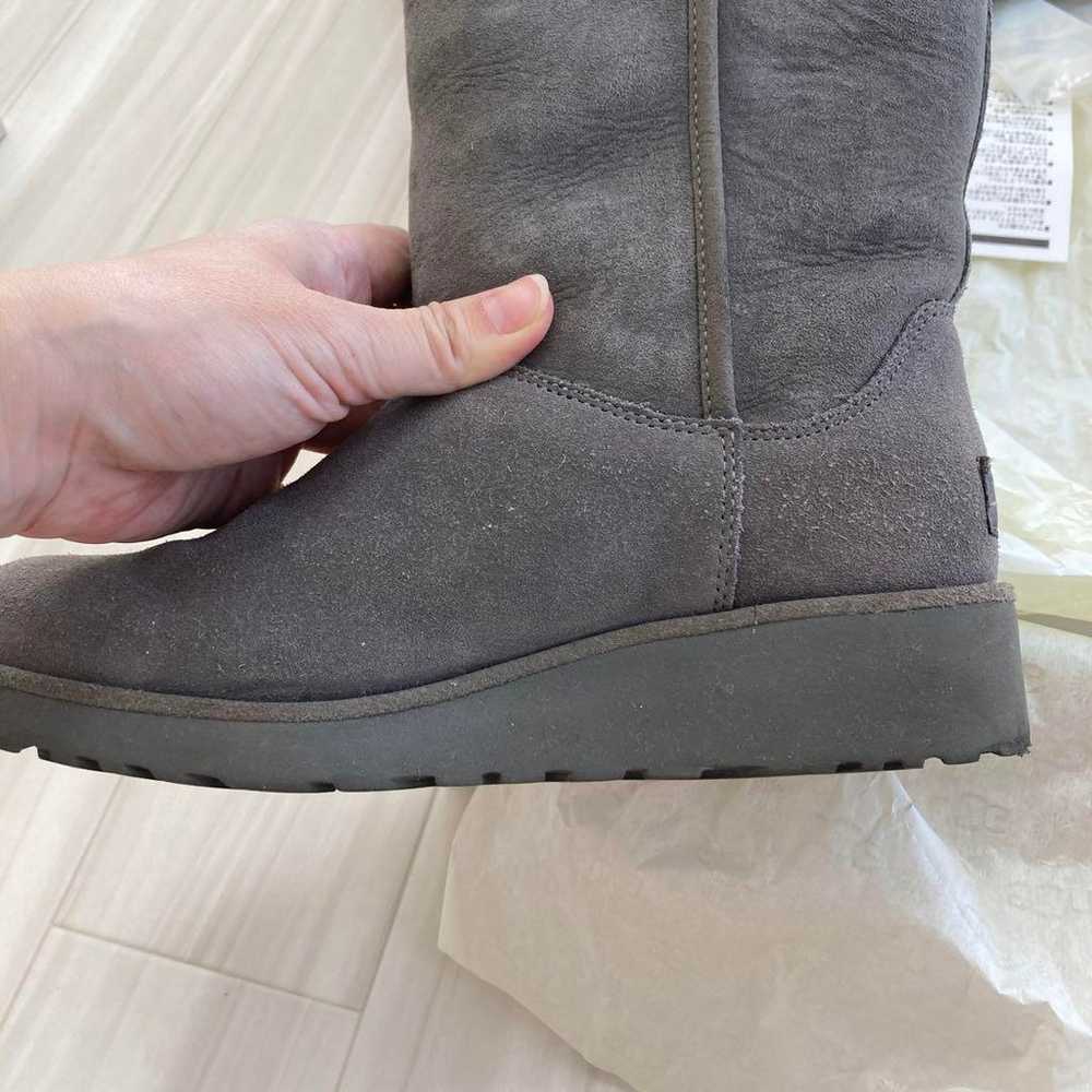 UGG Sheepskin Boots in Grey, 23.5cm - image 11