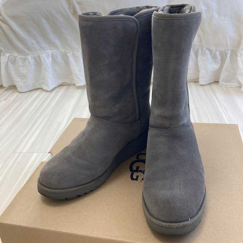 UGG Sheepskin Boots in Grey, 23.5cm - image 2