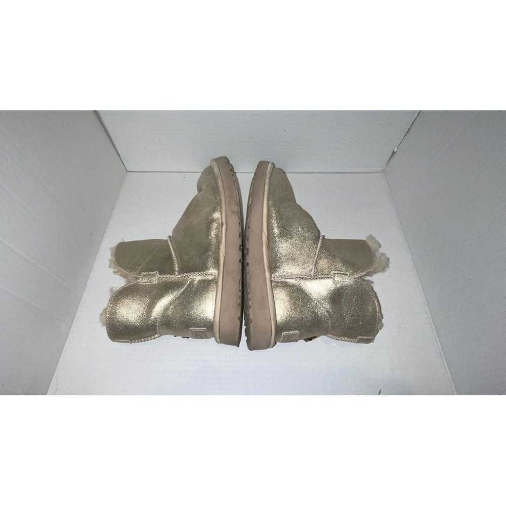 Ugg Gold Mini Sequin Bow boots size 7 women - image 9