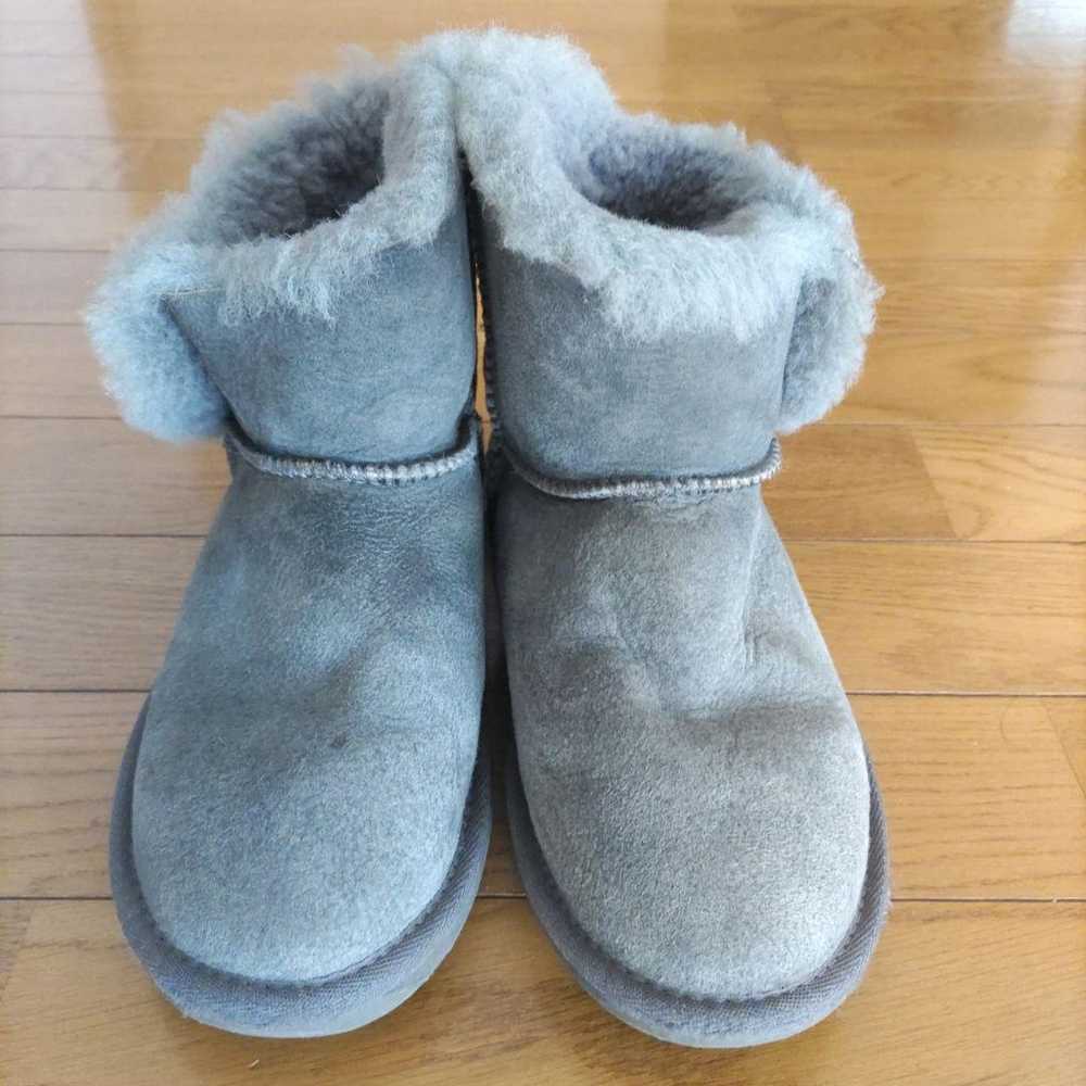 Emu grey sheepskin boots. - image 1