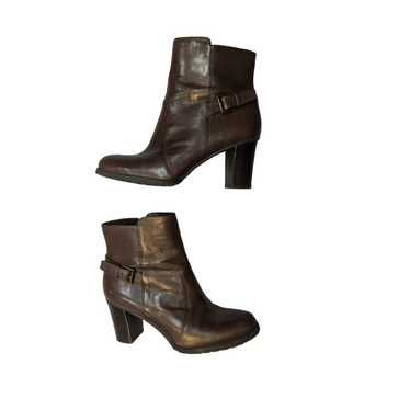 Ralph Lauren Lauren Women's Cabrey Booties Size 9 - image 1