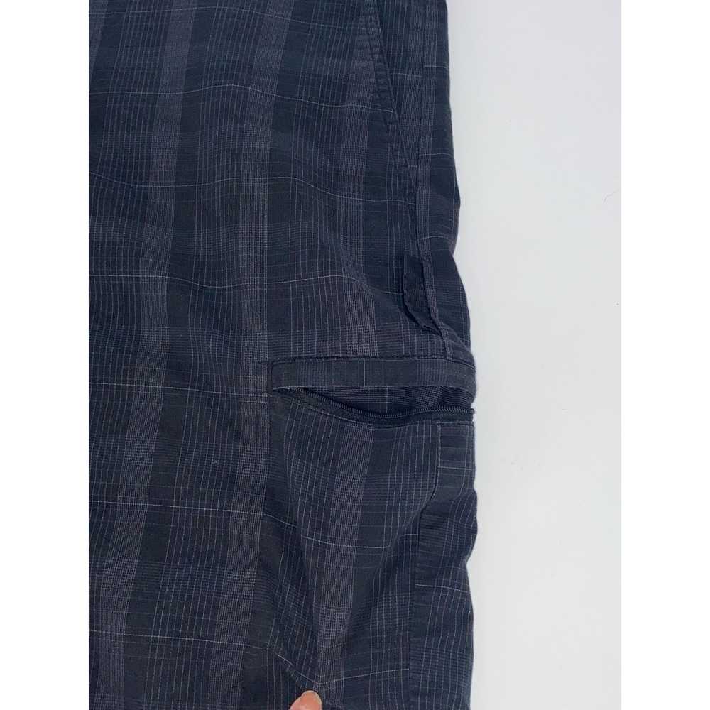 Greg Norman Greg Norman Mens Golf Shorts - image 7