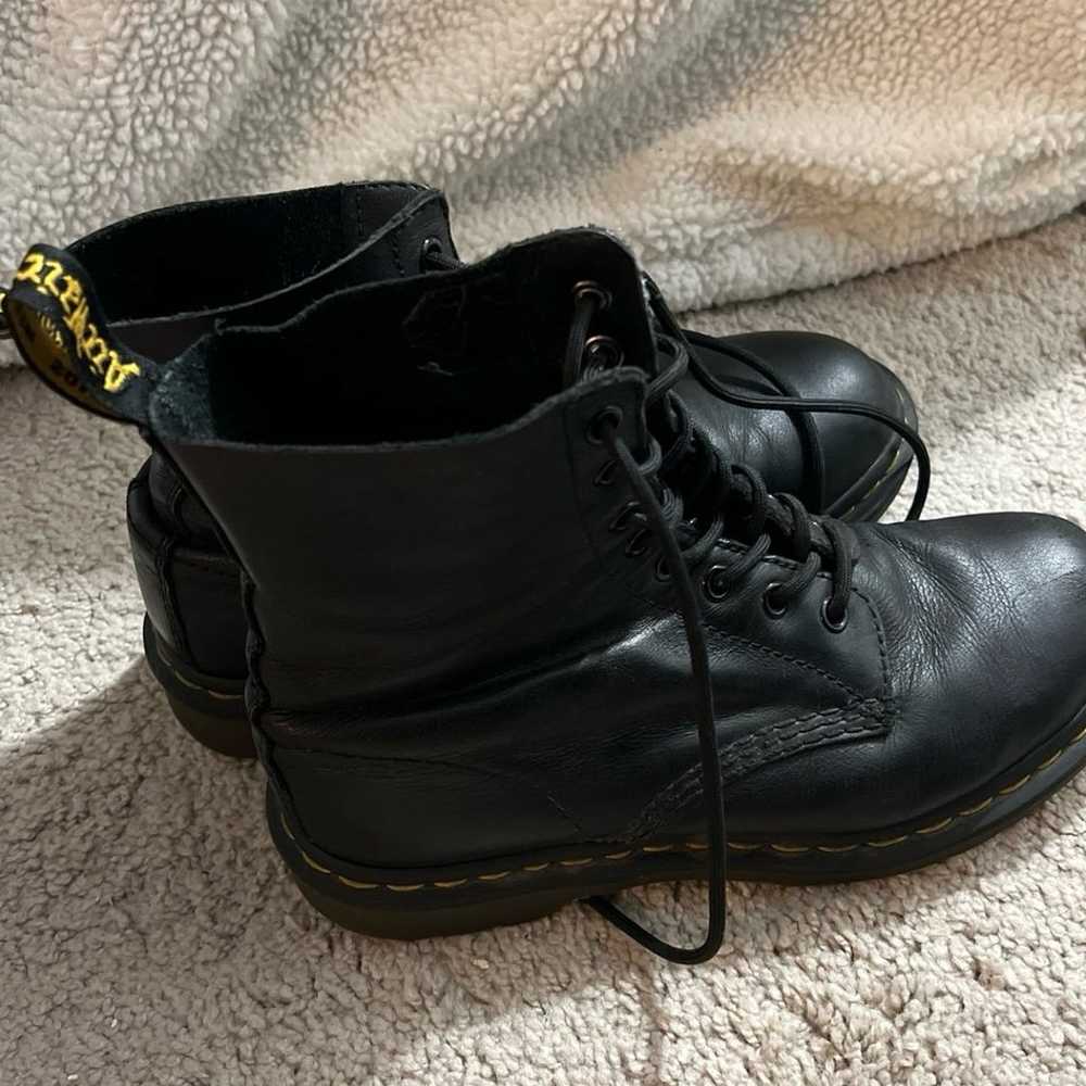 Dr. Martens 1460 Pascal Black Eyelet Lace Up Size… - image 4