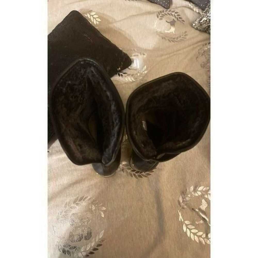 UGG Lynnea II Leather Black Boots heels sz 9 - image 4