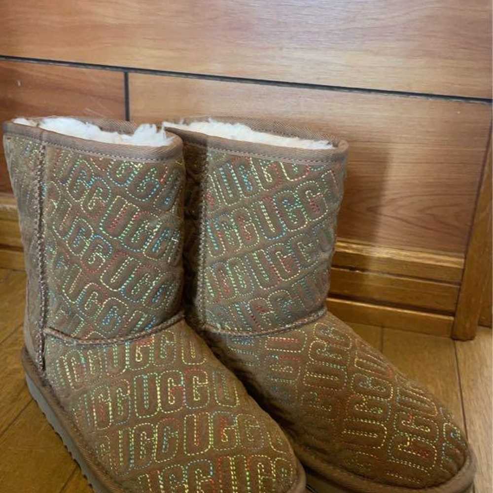 Ugg sheepskin boots. - image 1