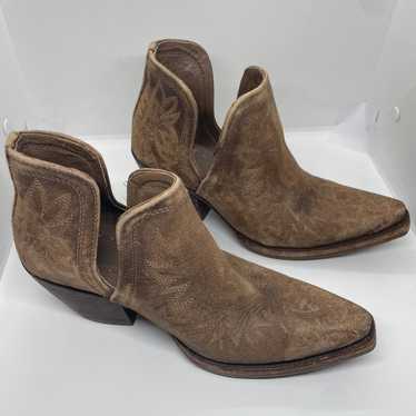 Dixon Ariat boots size 7 - image 1