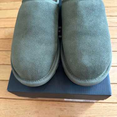 [USED]UGG Sheepskin Slip-on Size 6 - image 1