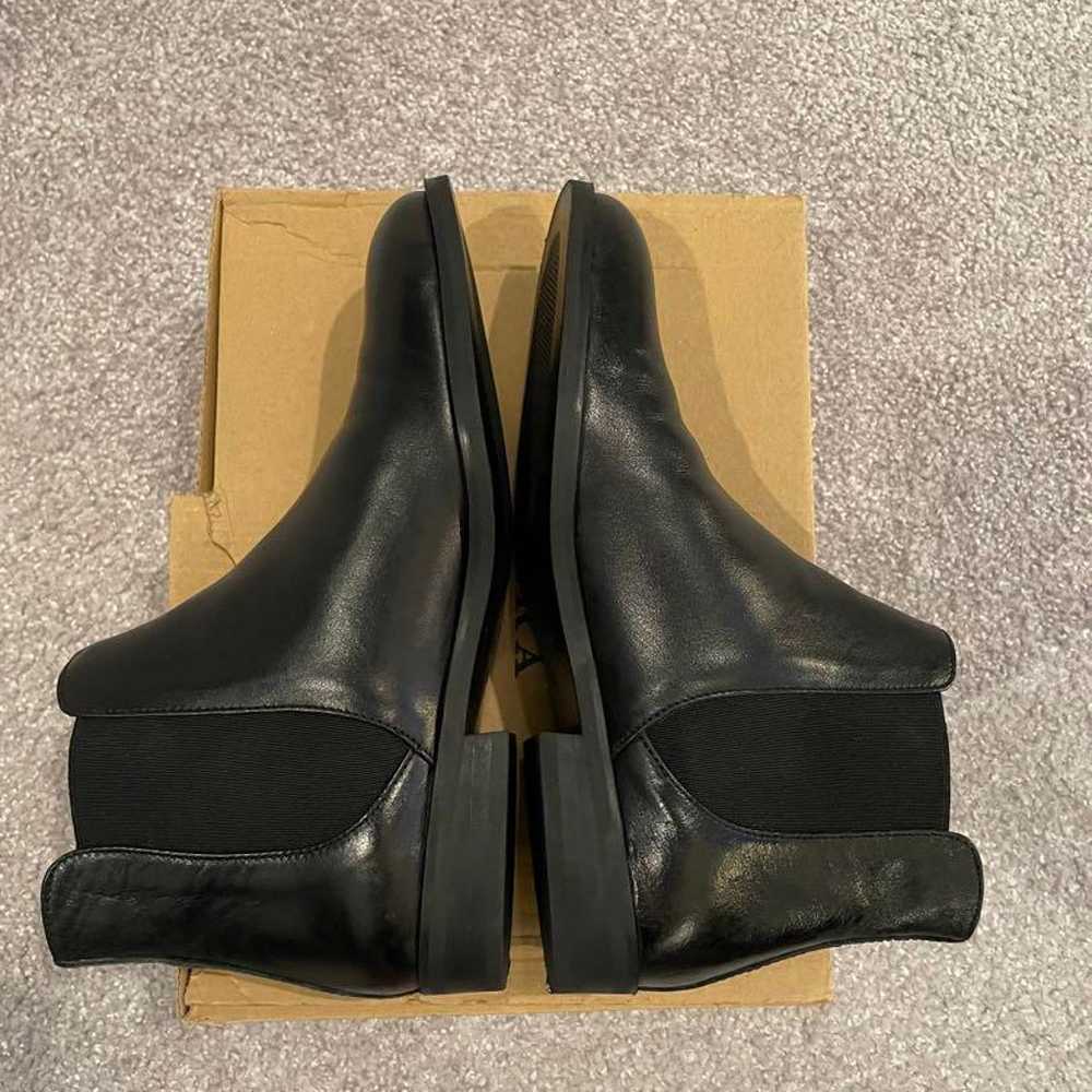 Brand new unused ZARA side gore boots black 35 - image 3