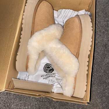 ugg disquette slippers - image 1