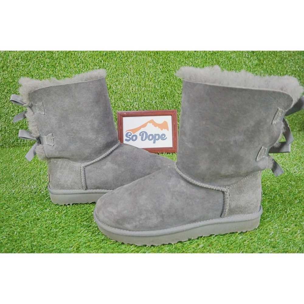 UGG Bailey Bow II - Gray - Women's Size 9 - image 1