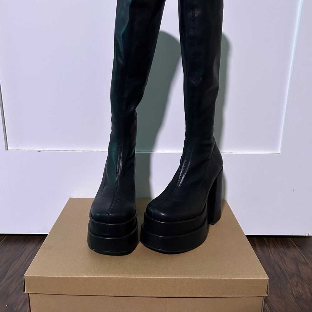 NWT Steve Madden Cypress Platform Boots - image 1