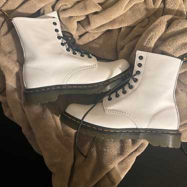 1460 Dr. Martens White Boots