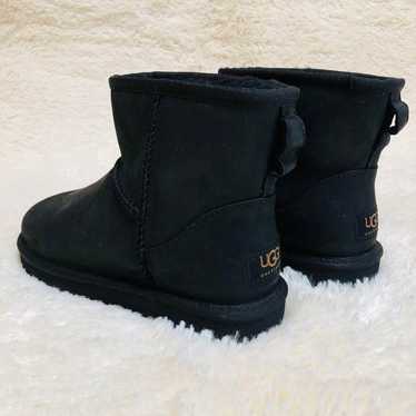 UGG Australia Sheepskin Boots Classic Mini 1005587