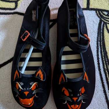 Hot chocolate Shoes Halloween cat