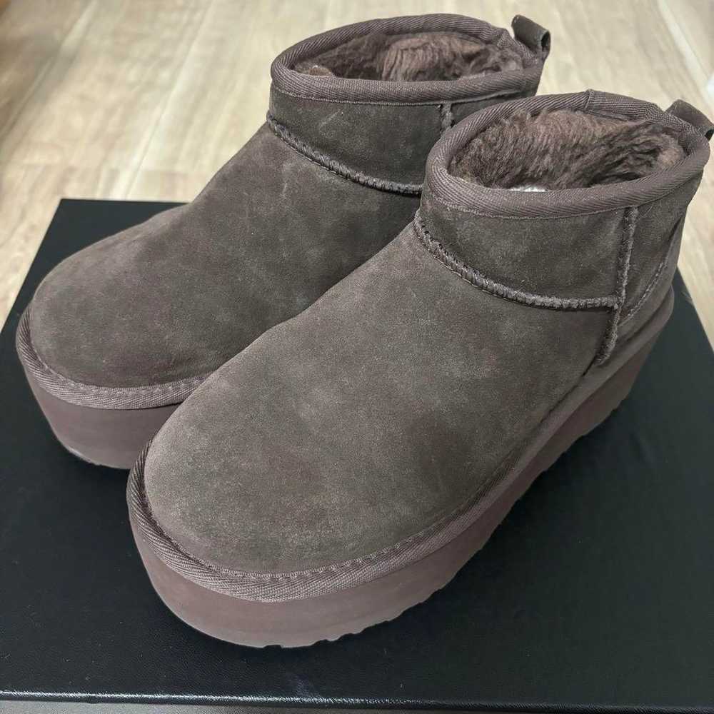 UGG Ultra Mini Burnt Cedar 23cm - image 2