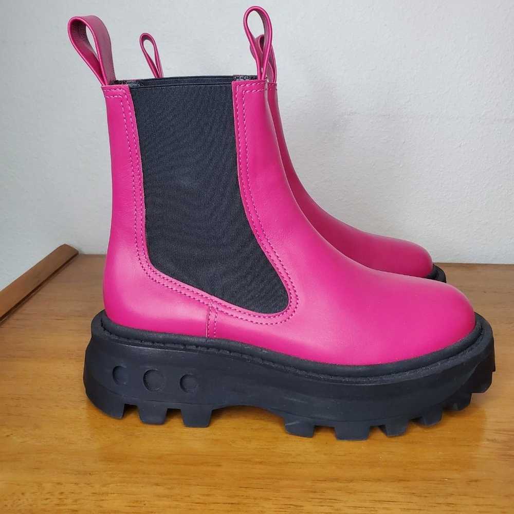 SIMON MILLER Pink Scrambler Boots Pull On Leather… - image 5