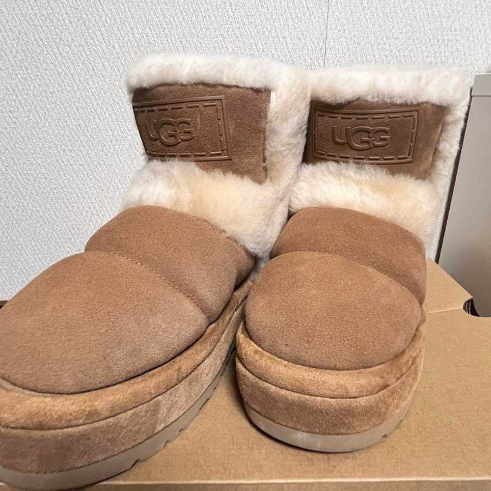 UGG Sheepskin Boots Brown Genuine Article - image 1