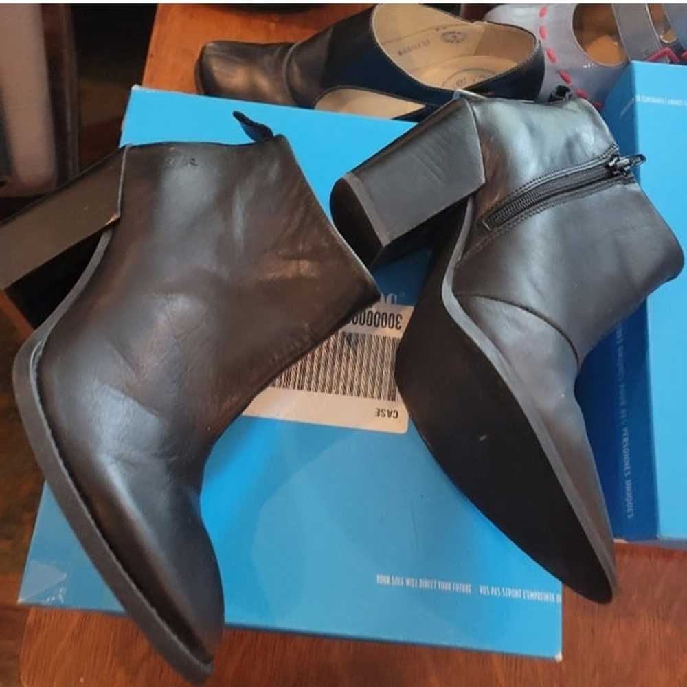 John Fluevog Room 406 (Size 9) - image 5