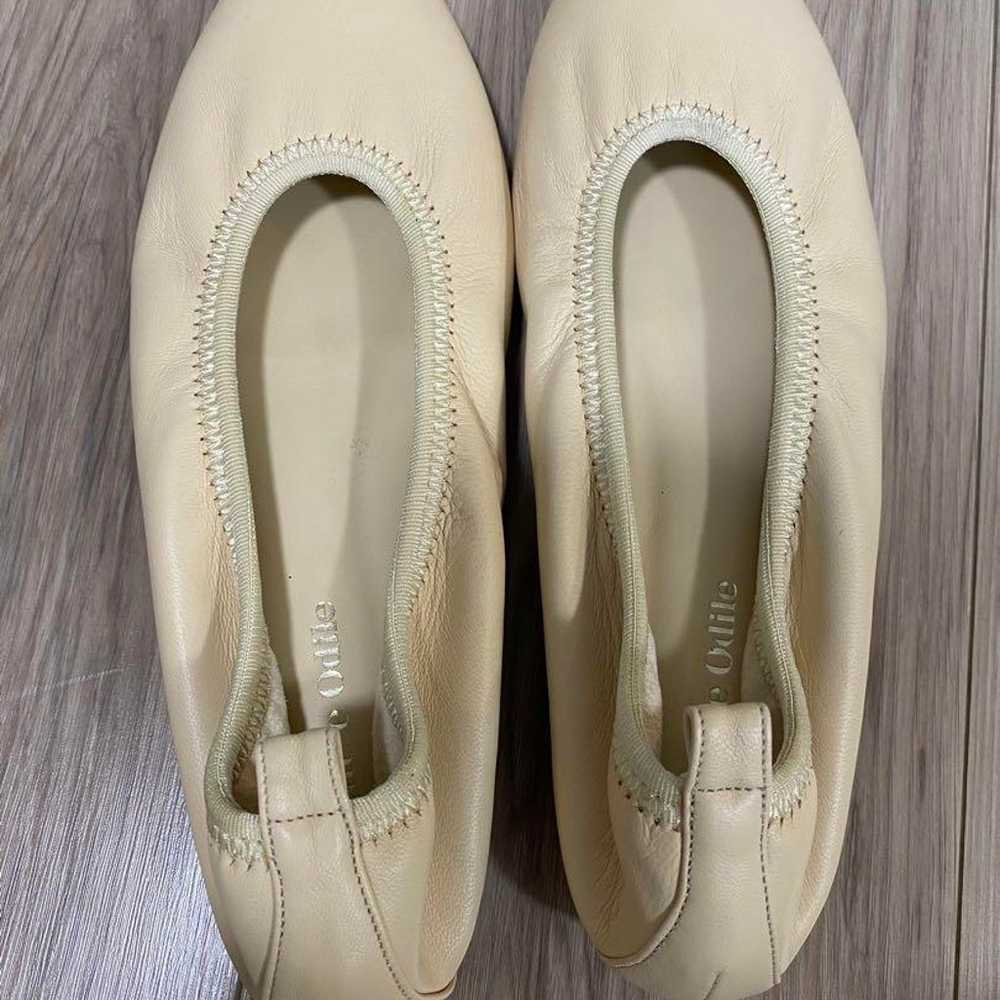 Odette and Odile flat shoes beige 23.5cm. - image 1