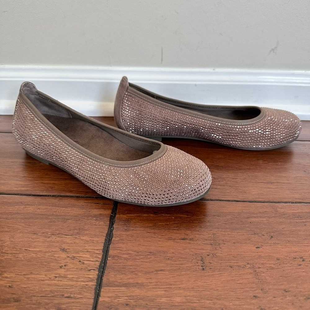 Vionic Spark Willow Studded Ballet Flats Size 6 C… - image 1