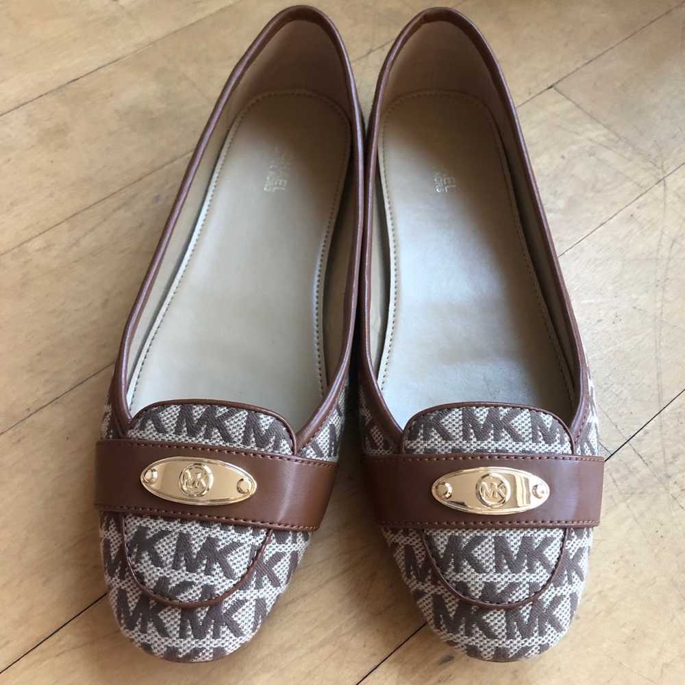 Michael Kors Monogram flat shoes size size 10 - image 7