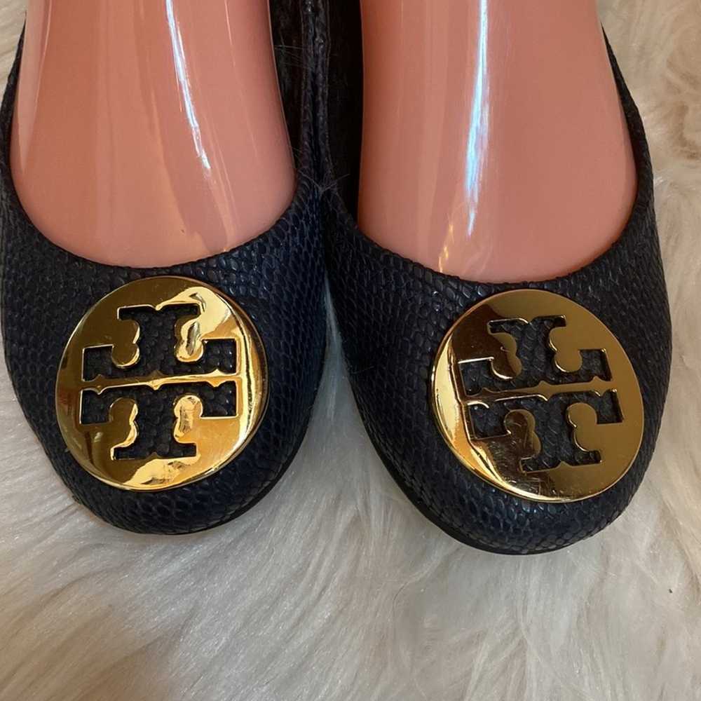 Tory Burch textured leather black ballet flats Si… - image 2