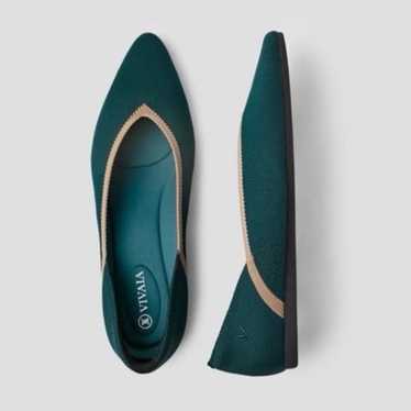 Vivaia Pointed-Toe V-Cut Flats (Vienna 2.0)