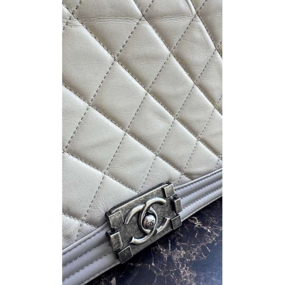 Chanel Boy leather crossbody bag - image 8