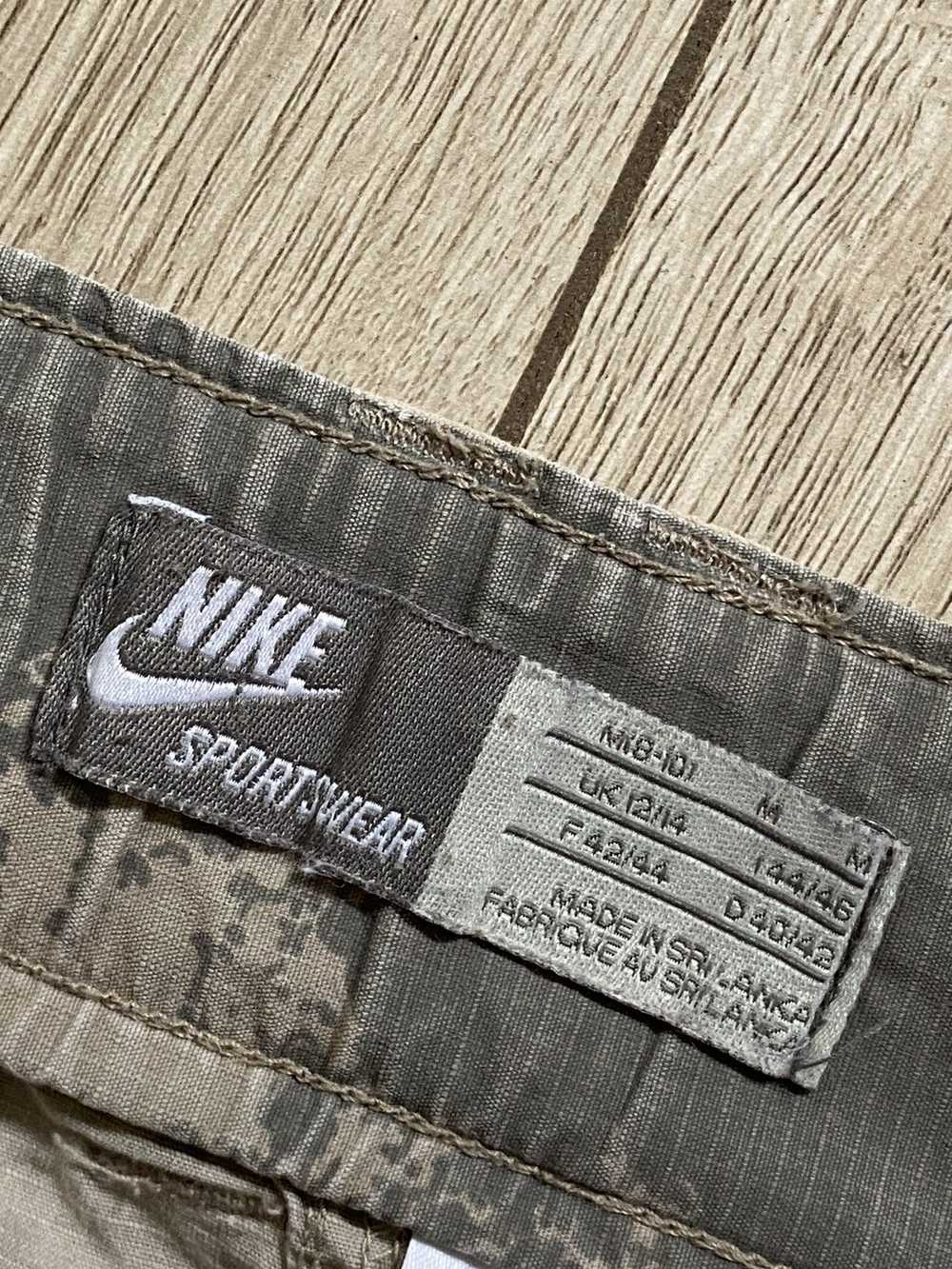 Avant Garde × Nike × Vintage Vintage Nike Cargo S… - image 12