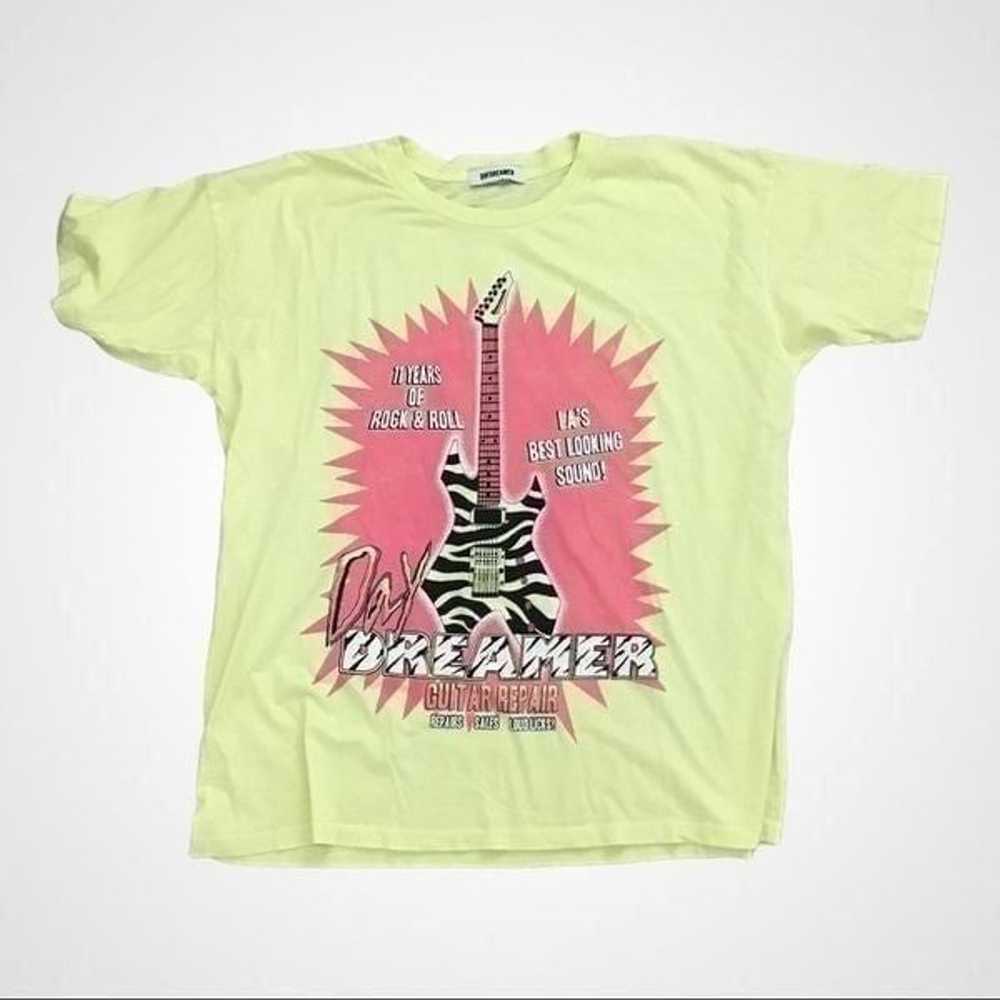 Daydreamer Guitar Repair Merch Tee Size Medium - image 3