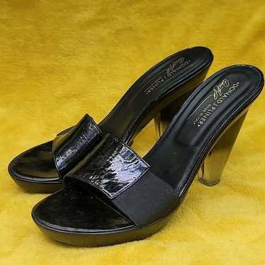 Donald J Pliner Gianna heels