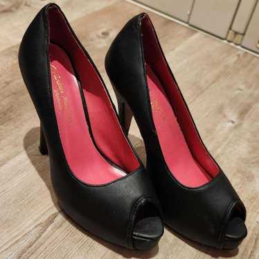 Ladies High Heel Pumps 11cm high - image 1