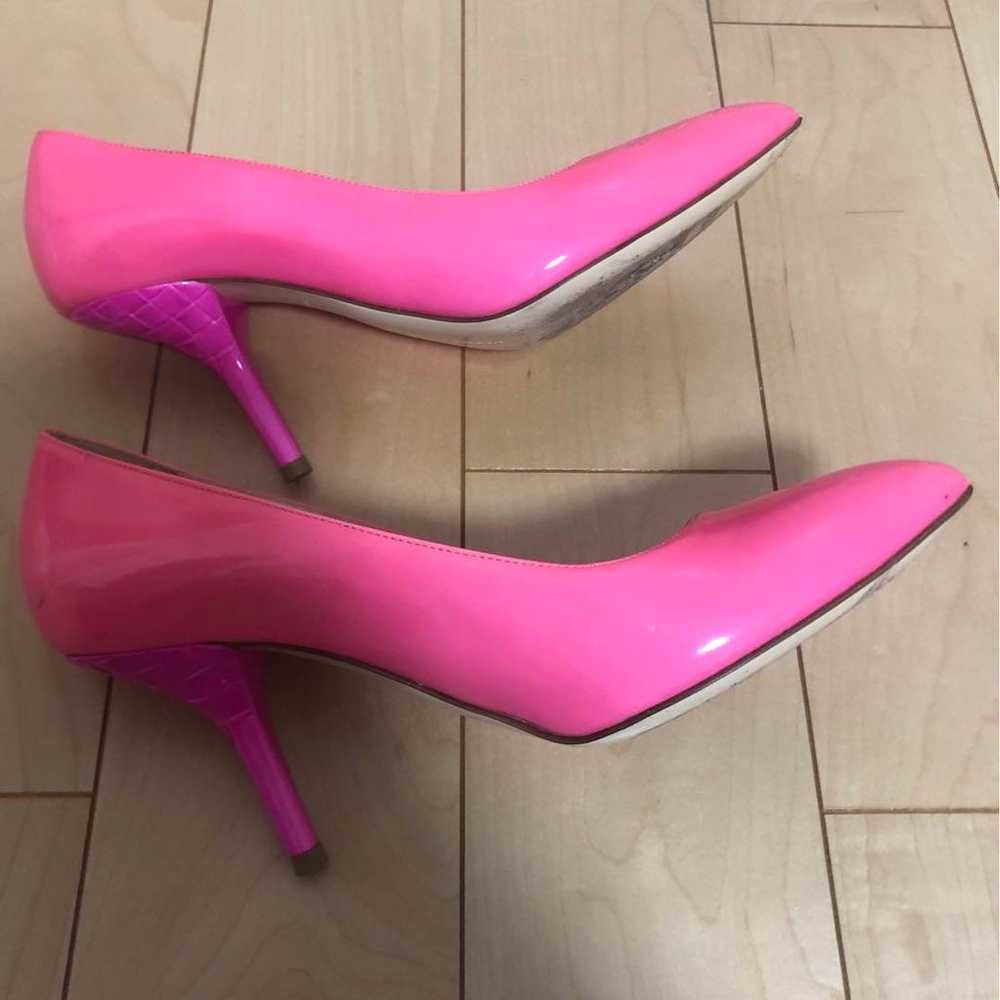 Bottega Veneta Pink Enamel Pumps size 37. - image 3