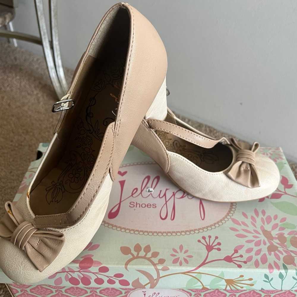 Jellypop two toned tan and beige shoes size 8.5 - image 4