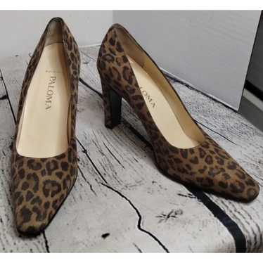 Paloma Vero Cuato Animal Print Suede Heels 8B - image 1