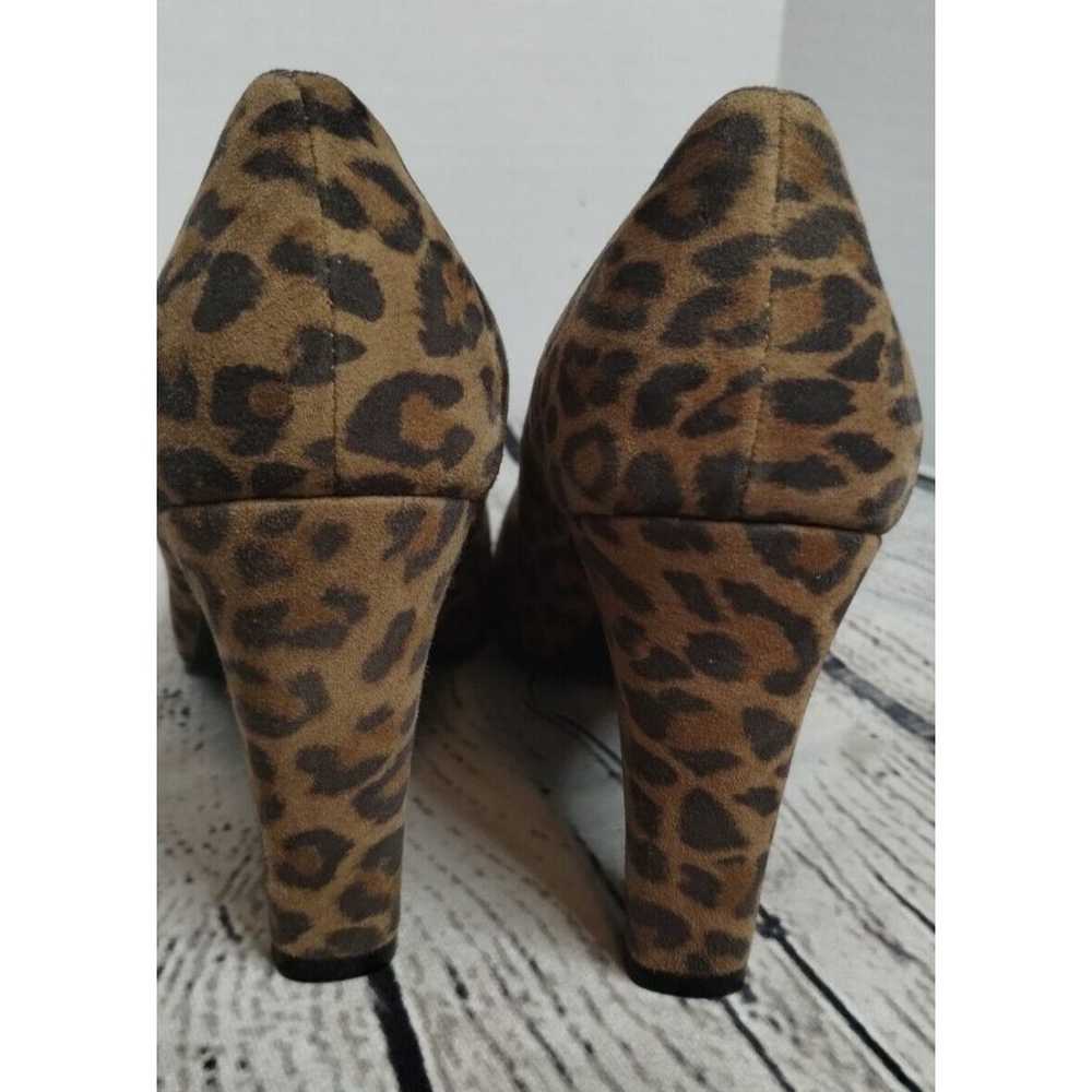 Paloma Vero Cuato Animal Print Suede Heels 8B - image 5