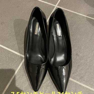 Cinderella Black Pointed Toe Pumps 24.0cm. - image 1