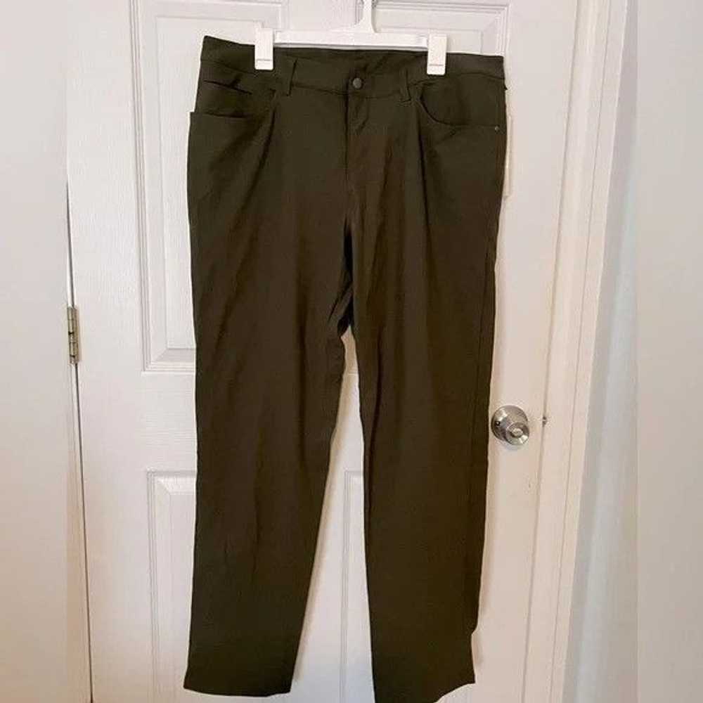 Lululemon Olive ABC lululemon pant NWT Size 36 - image 3