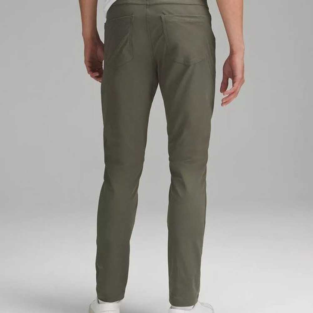 Lululemon Olive ABC lululemon pant NWT Size 36 - image 4