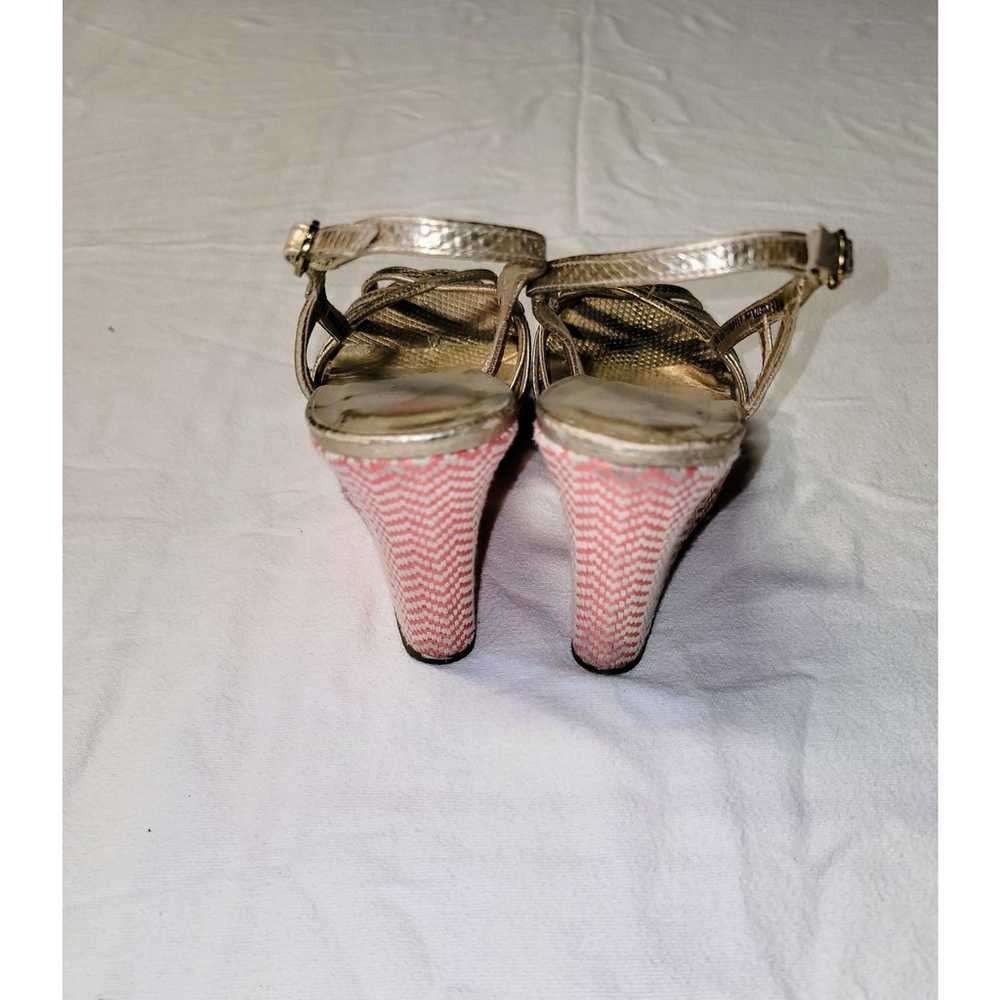 Lilly Pulitzer 8.5m Gold Strappy Wedge Sandal Hee… - image 3