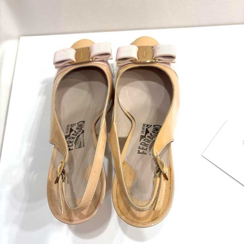 【Unused Class Price Reduction】Ferragamo Beige Pum… - image 12