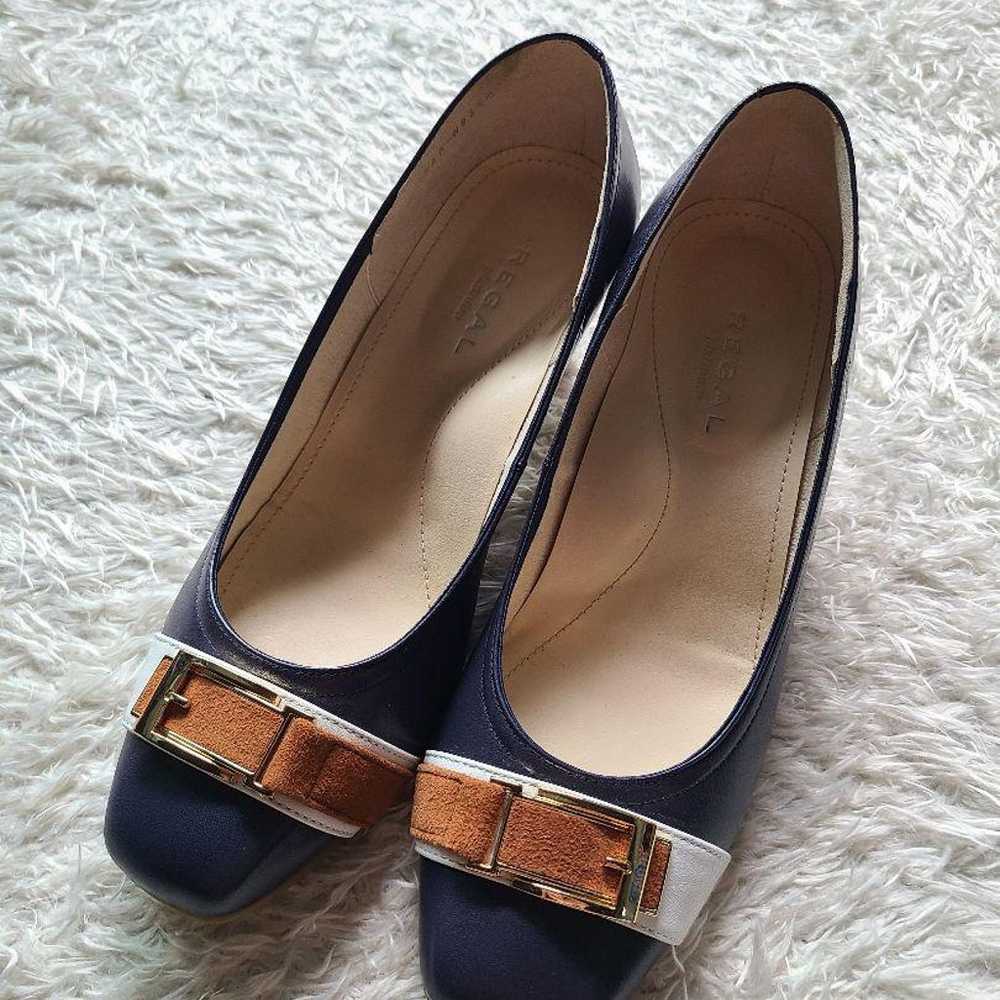 【Like New】Regal 25cm Square Toe Classy Pumps - image 2