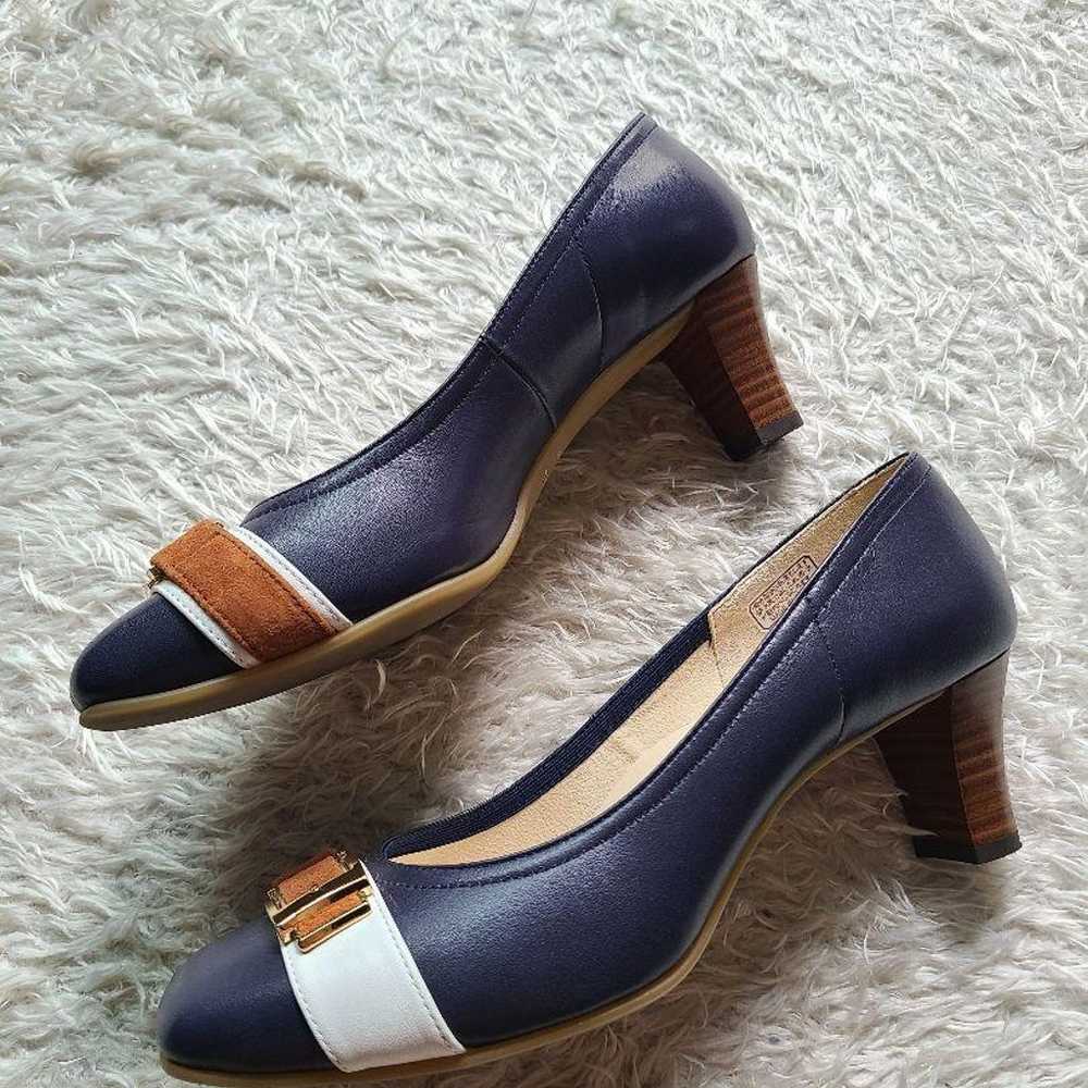 【Like New】Regal 25cm Square Toe Classy Pumps - image 3