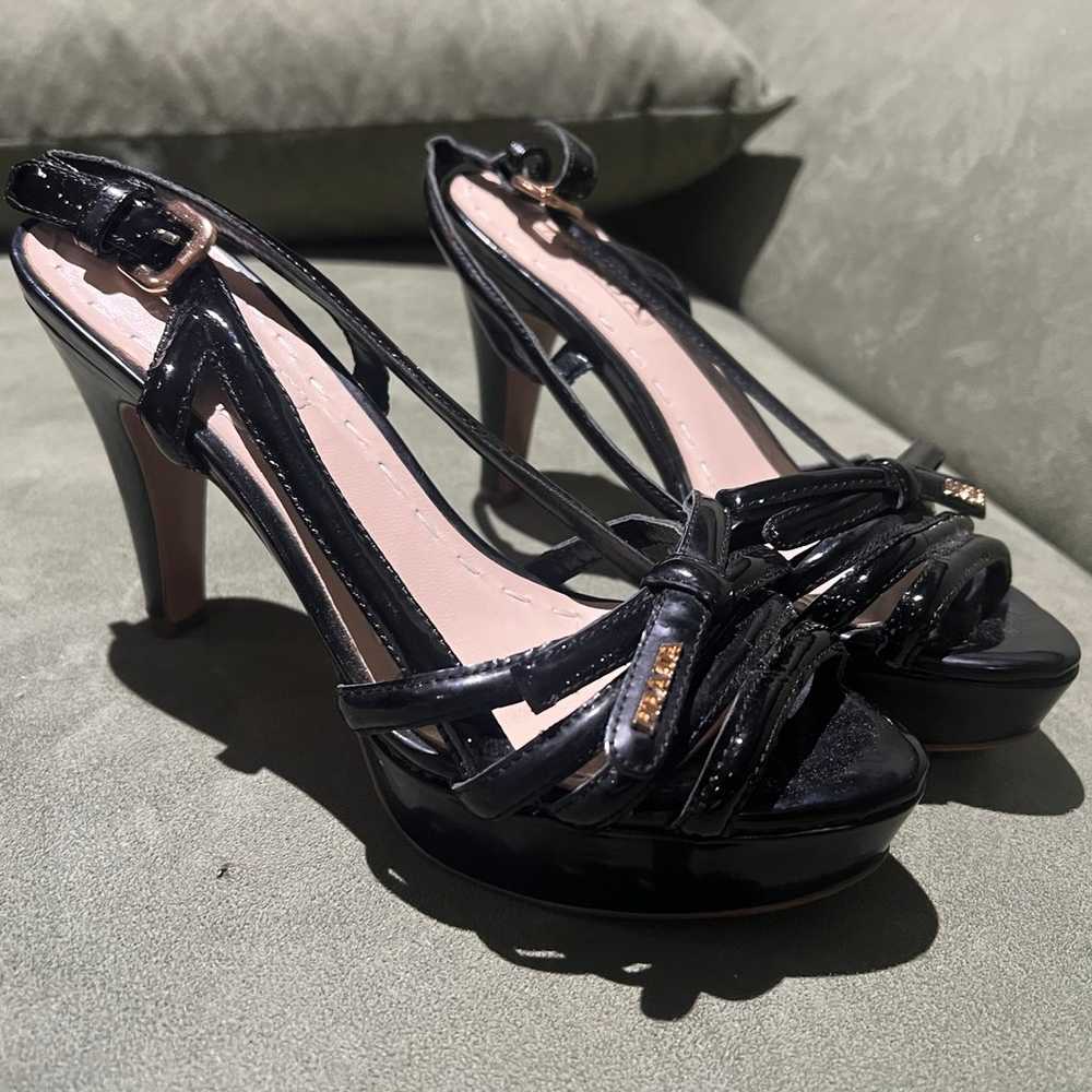 Prada Black Patent Leather heels size 29 - image 5