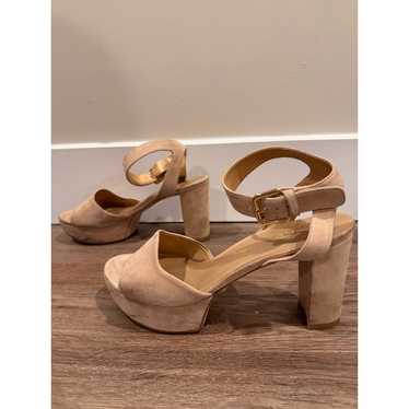 Stuart Weitzman Beige Suede Heels Sandals Size 7.5