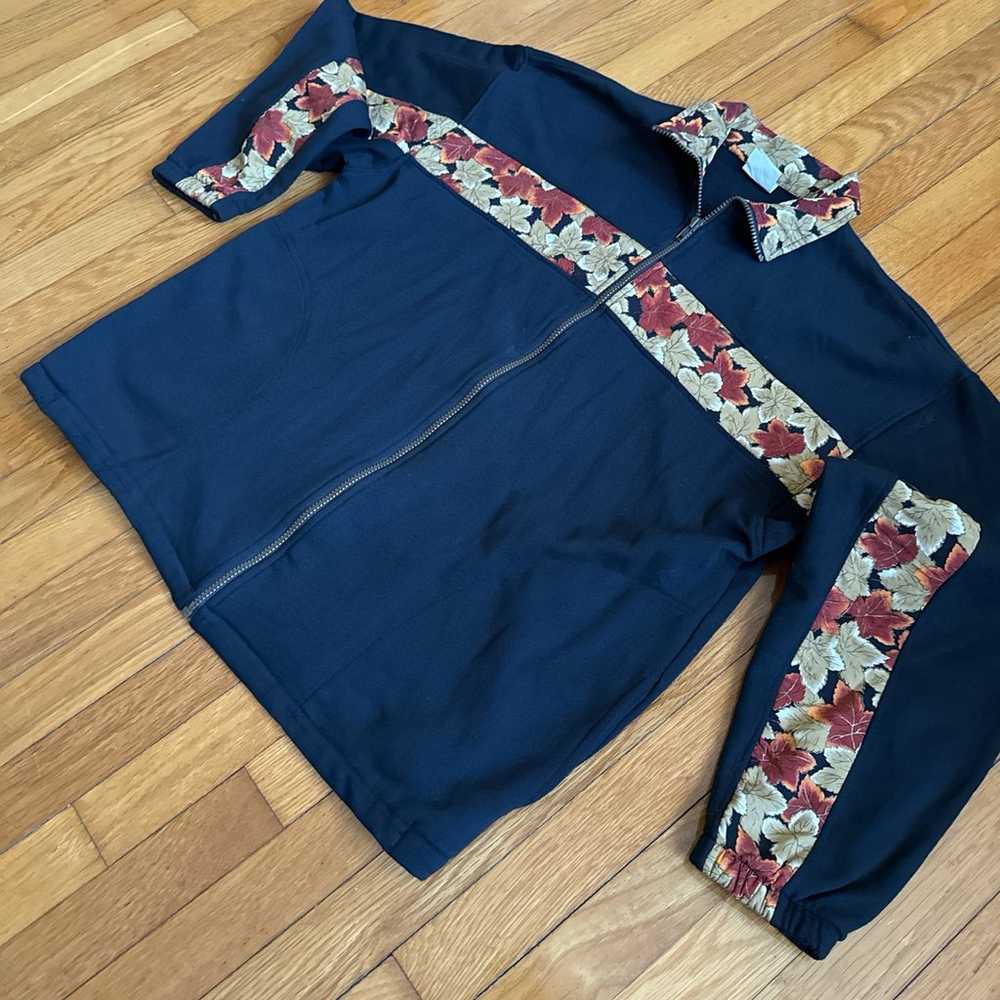 Vintage Cityscape zip up sweatshirt with pockets. - image 1