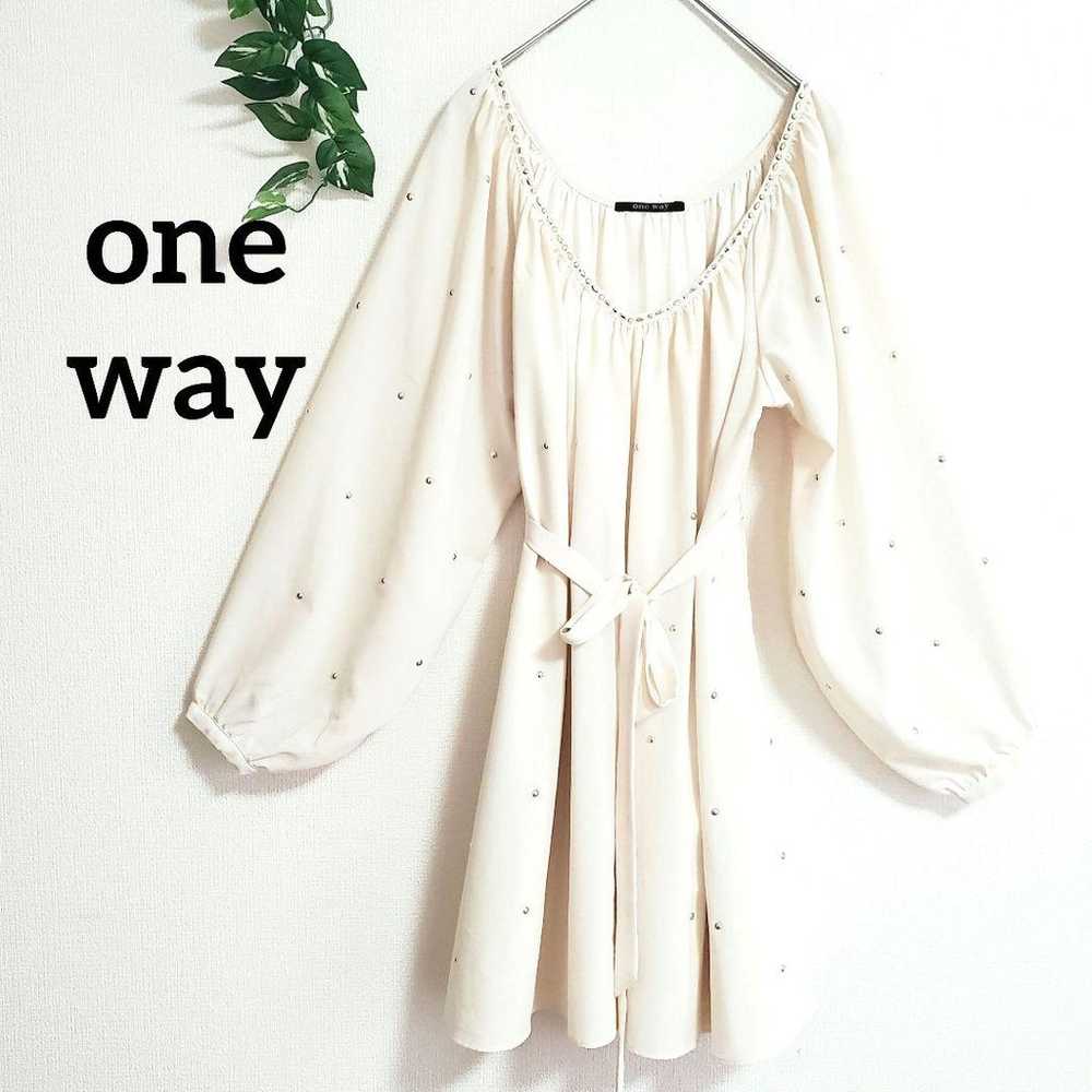 【One Way】Off-shoulder, Volume sleeve, Long sleeve… - image 1