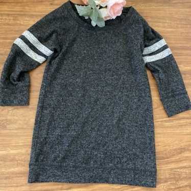 VTG Ladies Sweater Soft Gray Tunic EUC - image 1